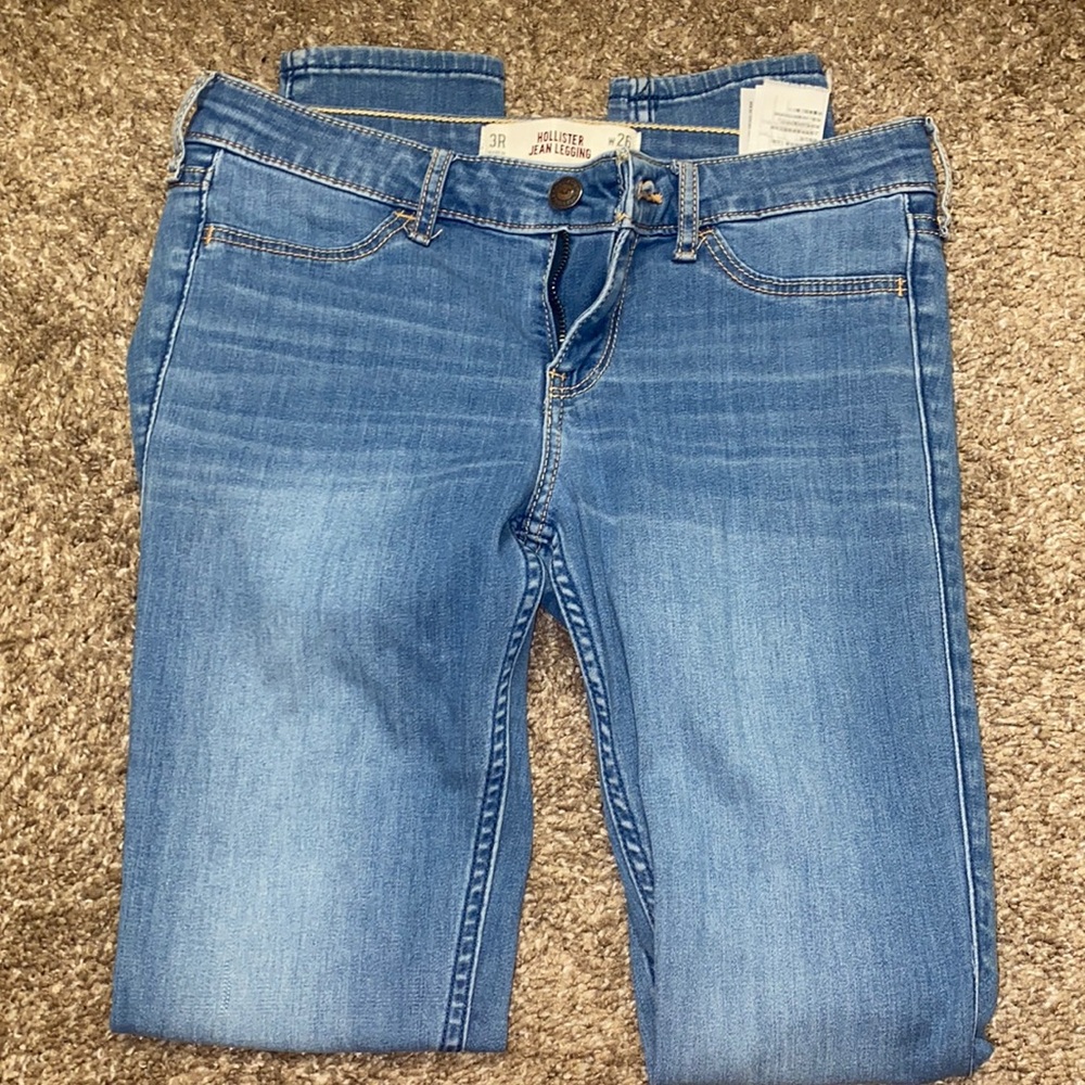Hollister jeans